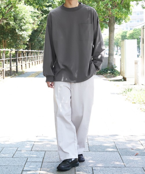 PairPair（ペアペア）の「ポケ付きモックネックロンT(ユニセックス)（Tシャツ/カットソー・レディース・スミクロ/モカ/ブルーグレー/ブラウン/オフホワイト/グレイッシュベージュ・FREE）」の15枚目の写真