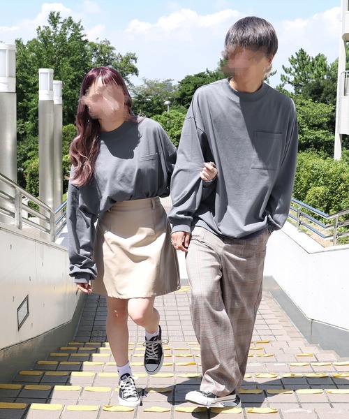 PairPair（ペアペア）の「ポケ付きモックネックロンT(ユニセックス)（Tシャツ/カットソー・レディース・スミクロ/モカ/ブルーグレー/ブラウン/オフホワイト/グレイッシュベージュ・FREE）」の17枚目の写真