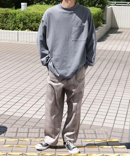 PairPair（ペアペア）の「ポケ付きモックネックロンT(ユニセックス)（Tシャツ/カットソー・レディース・スミクロ/モカ/ブルーグレー/ブラウン/オフホワイト/グレイッシュベージュ・FREE）」の20枚目の写真