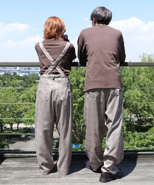 PairPair（ペアペア）の「ポケ付きモックネックロンT(ユニセックス)（Tシャツ/カットソー・レディース・スミクロ/モカ/ブルーグレー/ブラウン/オフホワイト/グレイッシュベージュ・FREE）」の22枚目の写真