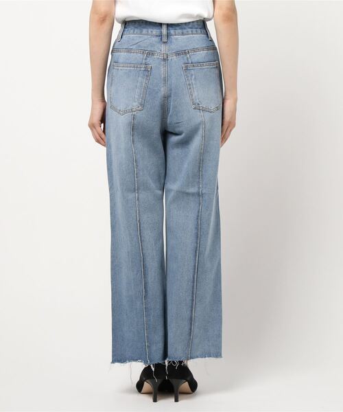 prose verse(プロズヴェール)の「ピンタックデニムパンツ(デニムパンツ・レディース・ブルー・MEDIUM/LARGE)」の3枚目の写真