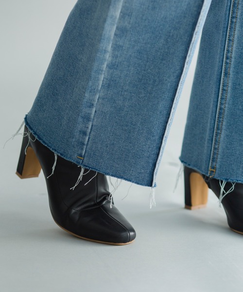 prose verse(プロズヴェール)の「ピンタックデニムパンツ(デニムパンツ・レディース・ブルー・MEDIUM/LARGE)」の6枚目の写真