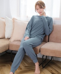 aimerfeel（エメフィール）の「【温活】ふんわりワッフル 腹巻付き ルームウェア 長袖 上下 セットアップ（ルームウェア/パジャマ）」