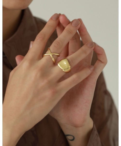 TODAYFUL(トゥデイフル)の「ボリュームドームリング(リング・レディース・シルバー/ゴールド・#13/#11)」の5枚目の写真