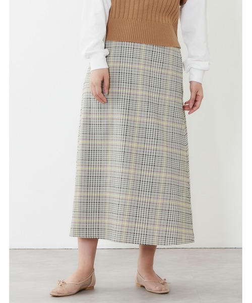 POU DOU DOU（プードゥドゥ）の「チェックAラインスカート（スカート・レディース・グリーン/ピンク/ブルー・3）」の2枚目の写真