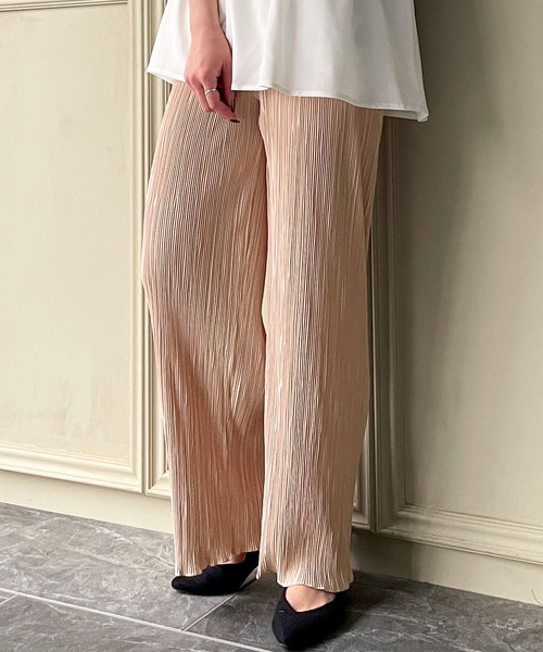 JUNOAH（ジュノア）の「裾メロウプリーツワイドパンツ（その他パンツ・レディース・ホワイト/ブラック/グレー/ピンク/ブルー/ミント/モカ・FREE）」の15枚目の写真