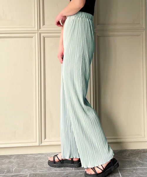 JUNOAH（ジュノア）の「裾メロウプリーツワイドパンツ（その他パンツ・レディース・ホワイト/ブラック/グレー/ピンク/ブルー/ミント/モカ・FREE）」の22枚目の写真