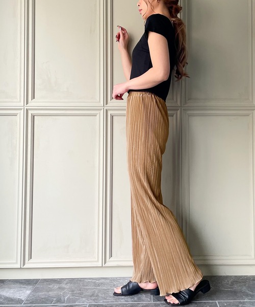 JUNOAH（ジュノア）の「裾メロウプリーツワイドパンツ（その他パンツ・レディース・ホワイト/ブラック/グレー/ピンク/ブルー/ミント/モカ・FREE）」の20枚目の写真