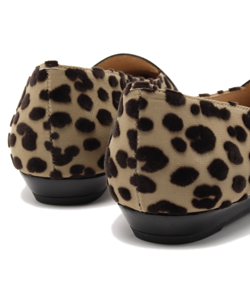 LE TALON（ルタロン）の「◇2CMハイショクポインテッド（バレエシューズ・レディース・グリーン/イエロー/キャメル/チャコールグレー・36.5/35.5/36/37/38/37.5）」の7枚目の写真