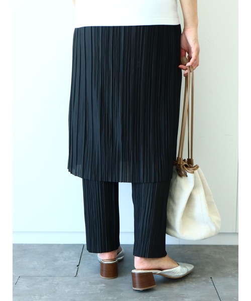 RAY CASSIN FAVORI（レイカズンフェバリ）の「・RAY CASSIN プリーツスカートレイヤードパンツ＊（その他パンツ・レディース・ブラック/カーキ/アイボリー/ピンクベージュ・FREE）」の5枚目の写真