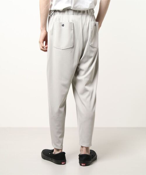 Curly（カーリー）の「【CURLY&Co./カーリー】ARDWICK EZ TROUSERS - Plain/イージートラウザーパンツ（その他パンツ・メンズ・ブラック/オフホワイト・2/1）」の4枚目の写真