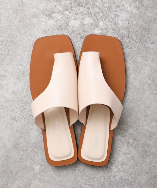 ap retro（アプレトロ）の「デザインサンダル【ZOZO限定アイテム】（サンダル・レディース・ホワイト系その他/ブラック系その他・MEDIUM/LARGE）」の2枚目の写真