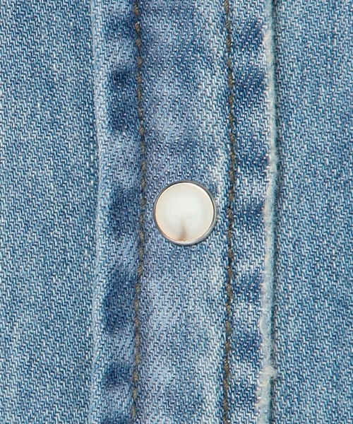 Another Edition（アナザーエディション）の「ウエスタンデニムシャツ/■AE WESTERN DNM SHT◆（シャツ/ブラウス・レディース・ホワイト/コバルトブルー・フリー）」の8枚目の写真