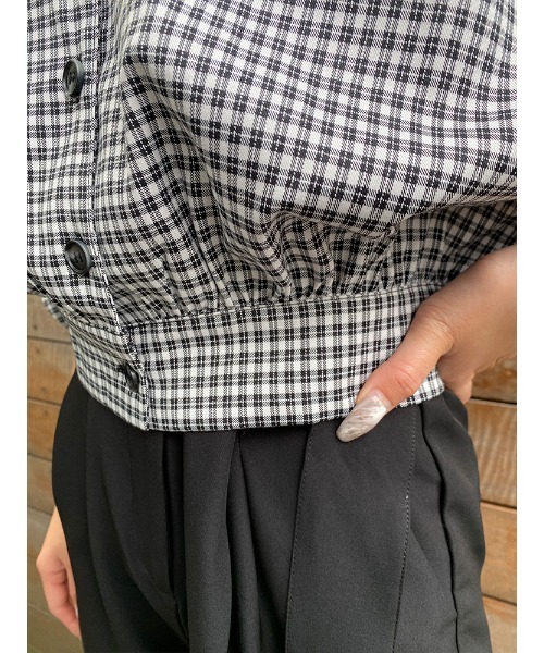 ENVYM（アンビー）の「ショルダーオープンＢｌｏｕｓｅ（シャツ/ブラウス・レディース・ホワイト/ベージュ・FREE）」の13枚目の写真