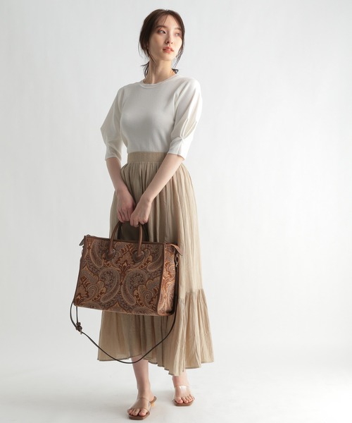 Andemiu（アンデミュウ）の「ソデタックニット954791（ニット/セーター・レディース・オフホワイト/モカ/ブラック/カーキ・FREE）」の9枚目の写真