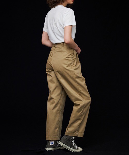 美品✨ ザ シンゾーン 36 TOMBOY PANTS ベージュ タック チノ 極美品・今期物】シンゾーン トムボーイパンツ ベージュ 36 タック