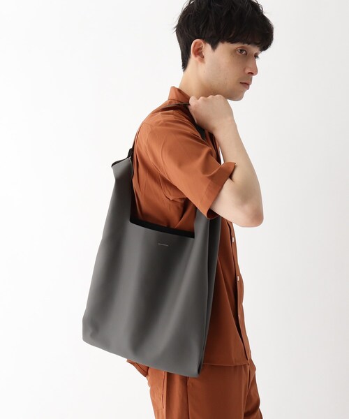 BASECONTROL（ベースコントロール）の「◆レザー/スエードタッチ ワンマイル マルシェバッグ Mサイズ（ショルダーバッグ・メンズ・ブラック/ライトブルー/ベージュ/ダークグレー・99）」の10枚目の写真