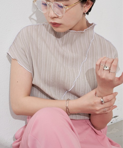 Aunt Marie's（アントマリーズ）の「楊柳メロウフレンチスリーブトップス（シャツ/ブラウス・レディース・ブラック/ベージュ/ブラウン/アイボリー・FREE）」の4枚目の写真