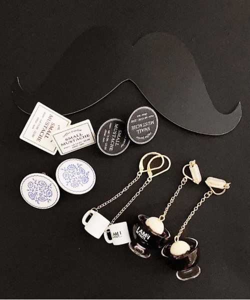 I am I in fact...（アイアムアイインファクト）の「SMALL MUSTACHE ホットコーヒー 　ピアス/イヤリング（ピアス（両耳用）・レディース・その他1/その他・FREE）」の4枚目の写真