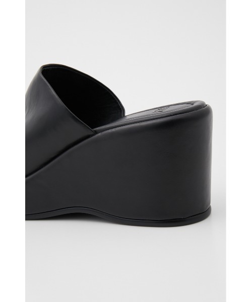 SLY（スライ）の「PLATFORM SQUARE SANDAL プラットフォームスクエア サンダル（サンダル・レディース・ブラック/ライトベージュ/ブラウン・LARGE/MEDIUM/SMALL）」の8枚目の写真