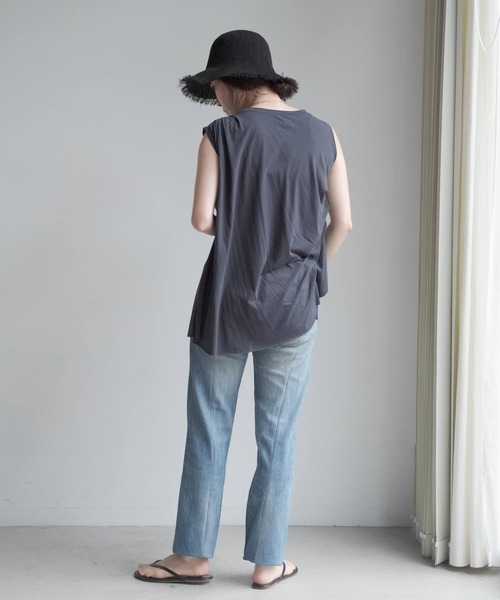 ONEME(ワンム)の「ONEME gather Tank top(Tシャツ/カットソー・レディース・オフホワイト/ネイビー・FREE)」の12枚目の写真