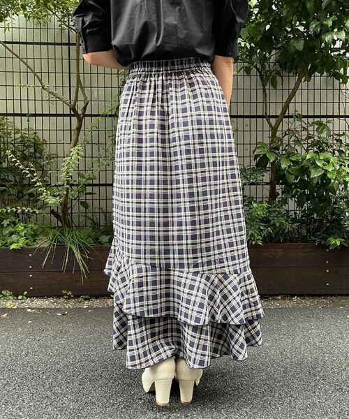MAJESTIC LEGON（マジェスティックレゴン）の「チェックダブルフレアスカート（スカート・レディース・ベージュ系その他2/ブラウン系その他2/ブルー系その他4・SMALL/MEDIUM）」の9枚目の写真