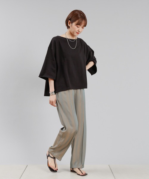 DouDou（ドゥドゥ）の「7分袖ショート丈スウェット（Tシャツ/カットソー・レディース・ブラック/ブラウン/グレイッシュベージュ・FREE）」の16枚目の写真