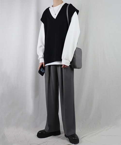 Loose/ルース（ルース）の「オーバル コンパクトショルダーバッグ（ショルダーバッグ・メンズ・ブラック/グレー/グリーン/ブラック系その他・FREE）」の13枚目の写真