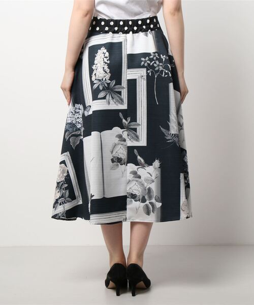 Cepica（セピカ）の「フラワープリント切替フレアスカート（スカート・レディース・ブラウン/ブラック・ONE SIZE）」の3枚目の写真