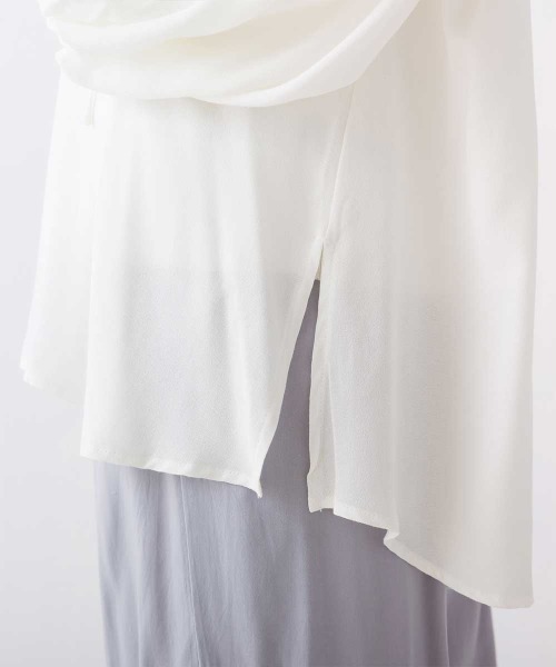 OMNES Supremo(オムネス スプレモ)の「梨地 前後2way袖ボリュームブラウス(シャツ/ブラウス・レディース・ホワイト/ブラック/モカ・FREE)」の22枚目の写真