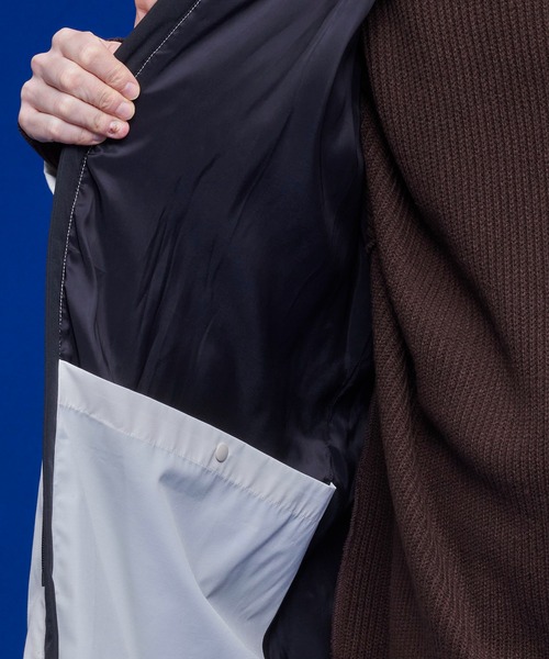 UNITED TOKYO（ユナイテッドトウキョウ）の「ダウン フードコート