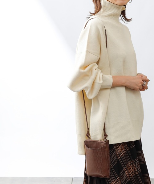 COLONY 2139（コロニートゥーワンスリーナイン）の「リサイクルポリバックボリュームタートルネックプルオーバー(セットアップ可)（ニット/セーター・レディース・ブラック/グリーン/アイボリー/グレイッシュベージュ・FREE）」の18枚目の写真