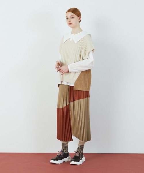 FRAPBOIS（フラボア）の「サイドベスト（ベスト・レディース・ブルー/オフホワイト・1/2）」の12枚目の写真