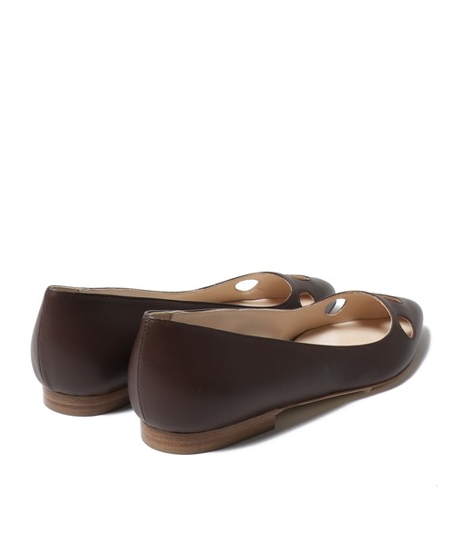 NEBULONI E（ネブローニ）の「NEBULONIE / カットワークフラット