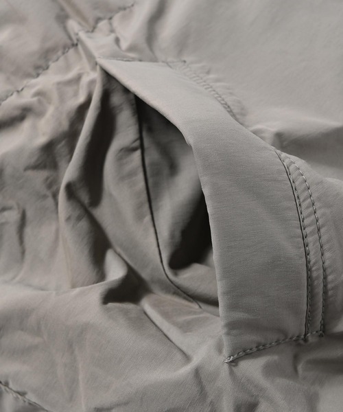 FOG ESSENTIALS（エフオージーエッセンシャルズ）の「FOG ESSENTIALS（エッセンシャルズ）パファージャケット（ブルゾン・メンズ・ブラック/グレイッシュベージュ/ベージュ/ブラウン・S/L/M）」の8枚目の写真