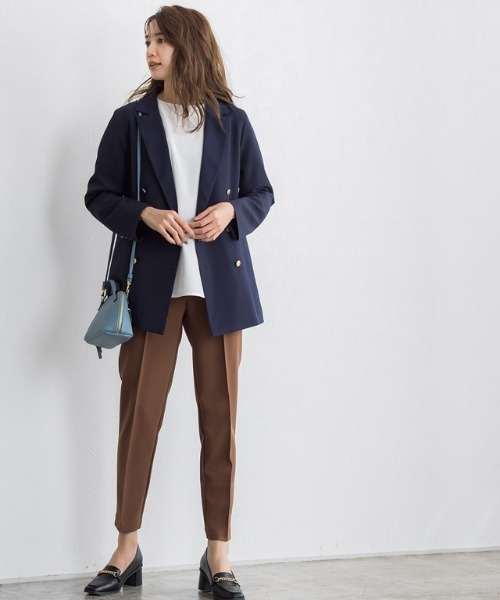 Pierrot（ピエロ）の「ゴールドボタンダブルジャケット（テーラードジャケット・レディース・ネイビー/キャメル・M/L）」の15枚目の写真