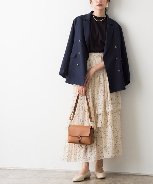 Pierrot（ピエロ）の「ゴールドボタンダブルジャケット（テーラードジャケット・レディース・ネイビー/キャメル・M/L）」の13枚目の写真