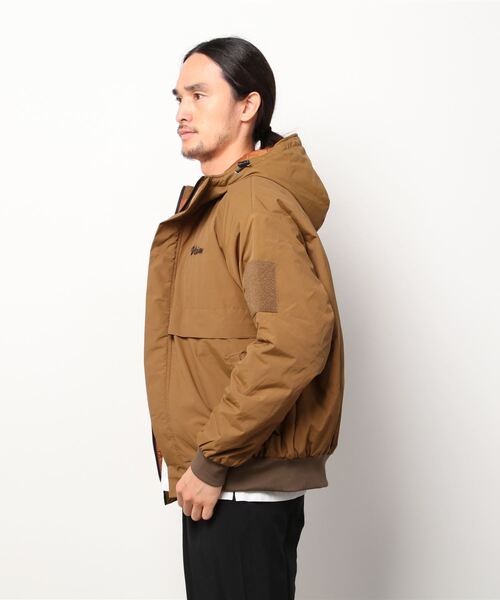 VISION STREET WEAR(ヴィジョンストリートウェア)の「【VISION STREET WEAR/ヴィジョンストリートウェア】中綿ナイロン ワッペン フードブルゾン/ナイロンジャケット(ブルゾン・メンズ・ブラック/パープル/キャメル/グレイッシュブルー・M/L/XL)」の13枚目の写真