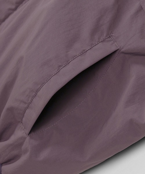 VISION STREET WEAR(ヴィジョンストリートウェア)の「【VISION STREET WEAR/ヴィジョンストリートウェア】中綿ナイロン ワッペン フードブルゾン/ナイロンジャケット(ブルゾン・メンズ・ブラック/パープル/キャメル/グレイッシュブルー・M/L/XL)」の12枚目の写真