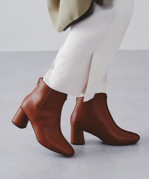 ORiental TRaffic（オリエンタルトラフィック）の「パイピング変形ヒールショートブーツ 11395（ブーツ・レディース・ブラック/グレー/キャメル・LL/3L/SS/S/M/L）」の13枚目の写真