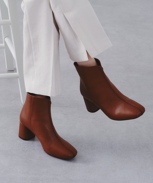 ORiental TRaffic（オリエンタルトラフィック）の「パイピング変形ヒールショートブーツ 11395（ブーツ・レディース・ブラック/グレー/キャメル・LL/3L/SS/S/M/L）」の19枚目の写真