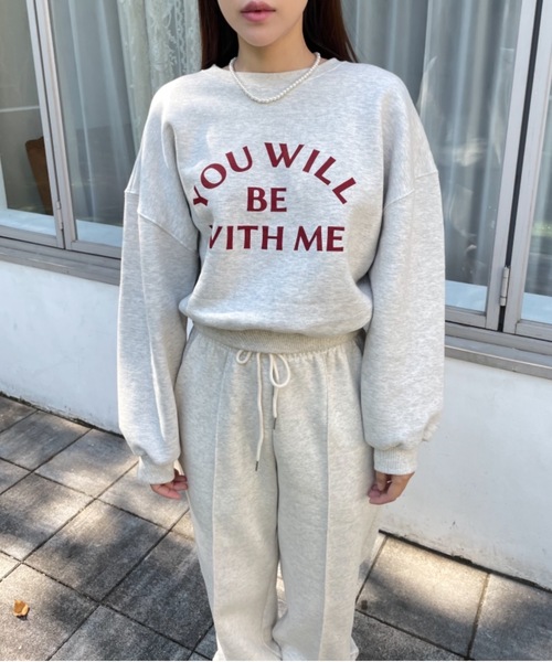 Didot.showroom(ディドット ショールーム)の「" YOU WILL BE WITH ME " mtm / ホリデーロゴプリントショート丈スウェットトレーナー(スウェット・レディース・クリーム/ヘザーグレー/レッド・FREE)」の17枚目の写真