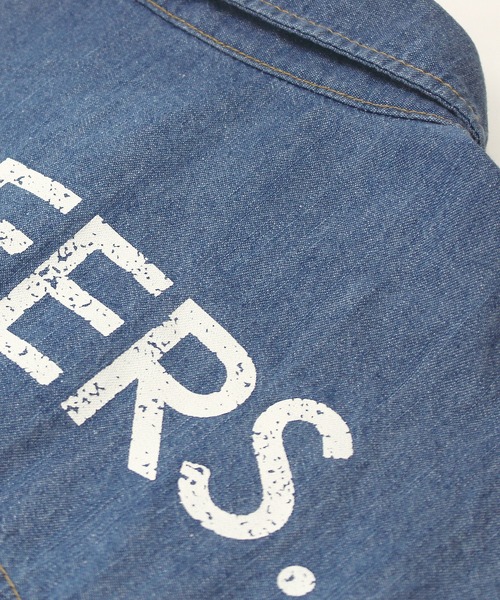 LAVEANGE（ラビアンジェ）の「バックプリントデニムシャツ（シャツ/ブラウス・レディース・ブルー・3L/LL/M/L/4L）」の13枚目の写真