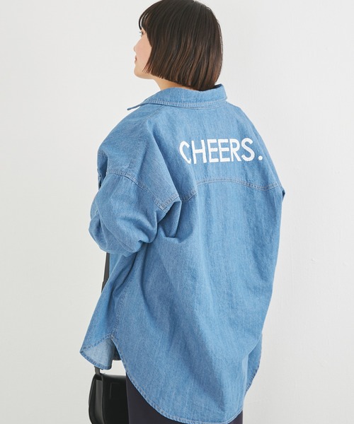 LAVEANGE（ラビアンジェ）の「バックプリントデニムシャツ（シャツ/ブラウス・レディース・ブルー・3L/LL/M/L/4L）」の6枚目の写真