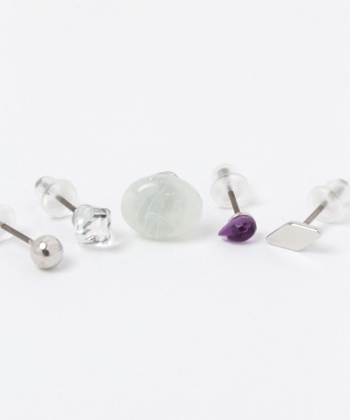 niko and...(ニコアンド)の「10セットカラープチピアス(ピアス(両耳用)・レディース・その他1/その他2/その他3/その他4/その他5/その他6/その他7/その他8/その他9・0)」の17枚目の写真