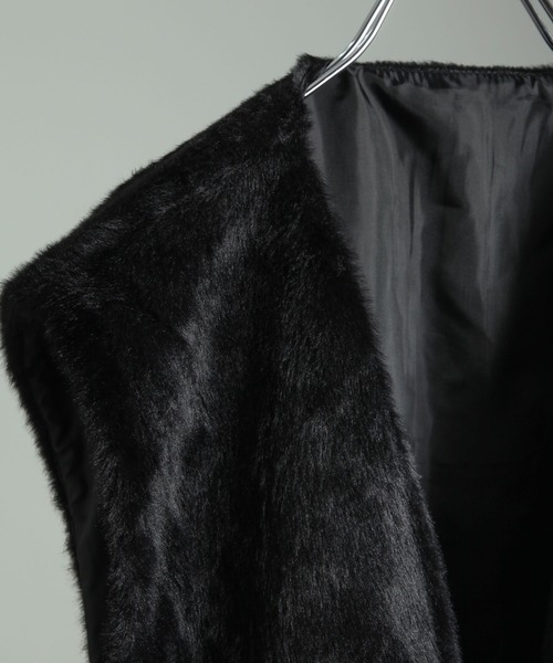 NILWAY（ニルウェイ）の「ノーカラーファーベスト/シャギーベスト（ベスト・レディース・ブラック/ベージュ・MEDIUM/LARGE）」の20枚目の写真