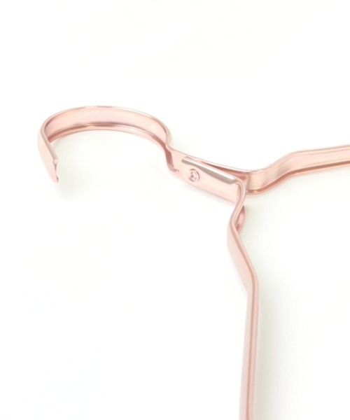 entre square（アントレスクエアー）の「アルミニウムハンガー 6本セット 滑り落ちない さびにくい（ランドリーグッズ・レディース・ピンク/シルバー/ゴールド・ONE SIZE）」の22枚目の写真