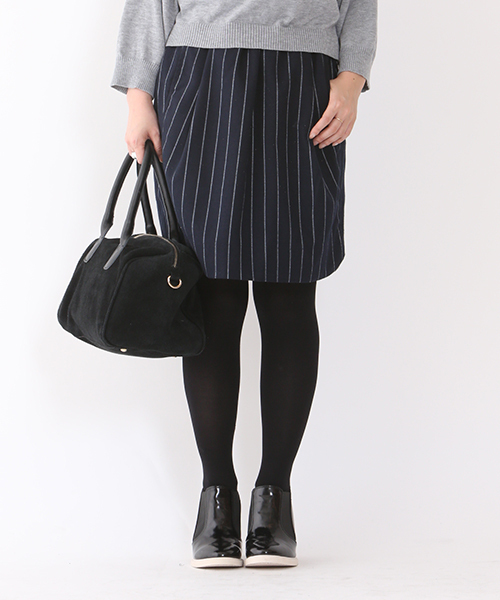 mystic(ミスティック)の「ストライプ裾ラウンドスカート(スカート・レディース・グレー/ネイビー/ブラック・2/1)」の3枚目の写真