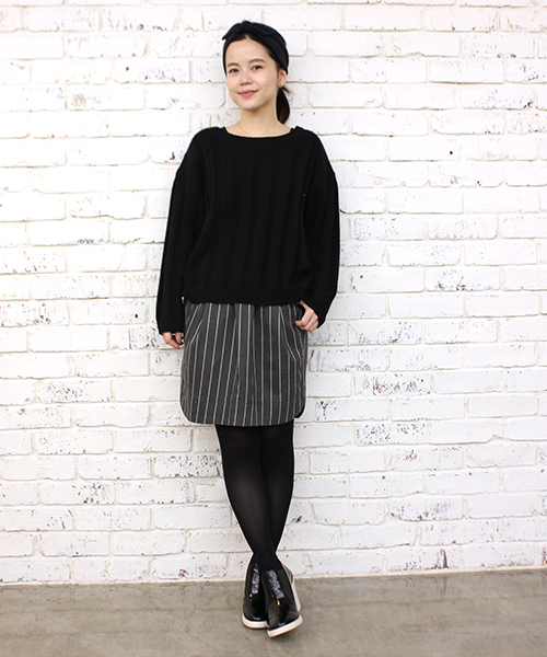 mystic(ミスティック)の「ストライプ裾ラウンドスカート(スカート・レディース・グレー/ネイビー/ブラック・2/1)」の10枚目の写真