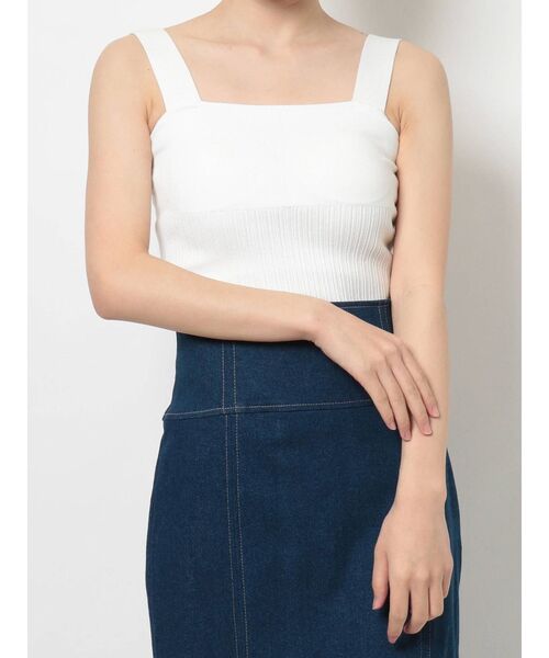MERCURYDUO(マーキュリーデュオ)の「カップ付インナーニットキャミ(キャミソール・レディース・オフホワイト/ブラック・FREE)」の2枚目の写真